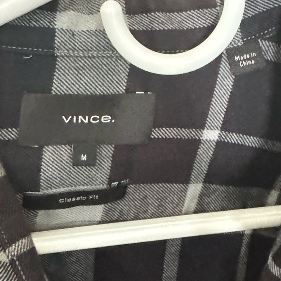 Vince button down.   Very comfortable material (as with all Vince clothing). - Picture 3 of 3